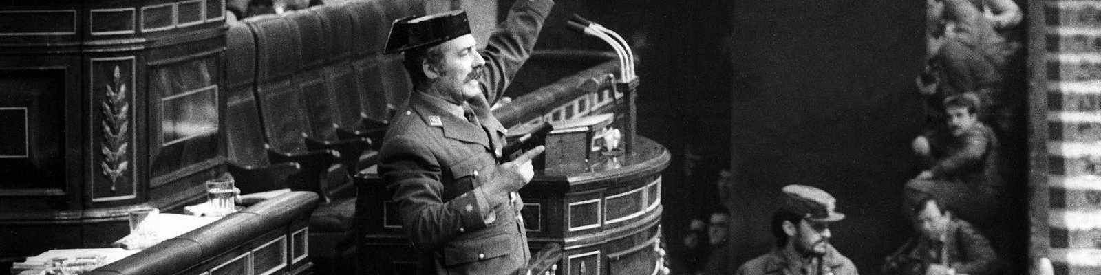 23-F: Tejero en el Congreso de los Diputados